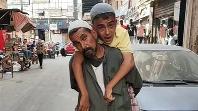 امتحان من ربنا.. والد طفل مصاب بـ ضمور العضلات بطنطا: نفسي في كرسي كهربائي متحرك لابني | بث مباشر 