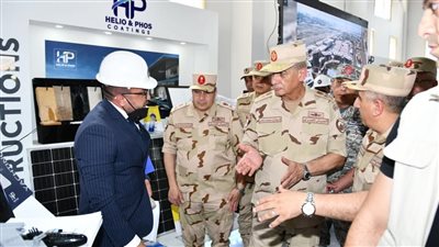 وزير الدفاع يشهد تنفيذ مشروع مراكز القيادة الاستراتيجي التعبوي للهيئة الهندسية