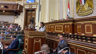 تحرك في البرلمان حول اتهام مدير متحف اللوفر بتهريب آثار مصرية