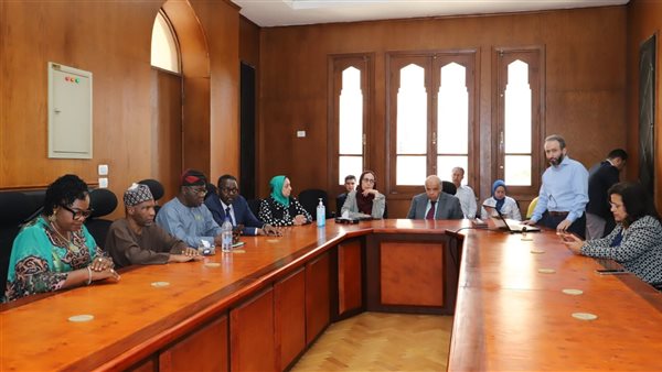 وفد من الجامعات النيجيرية