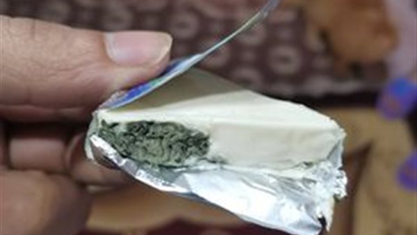 صورة الجبن المتعفن