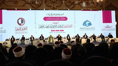 مدير برنامج التطرف بجامعة جورج واشنطن: أمريكا تعاني من إرهاب اليمين المتطرف