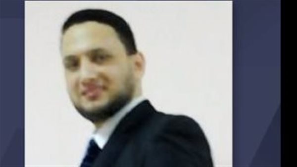 والد الأطفال الثلاثة