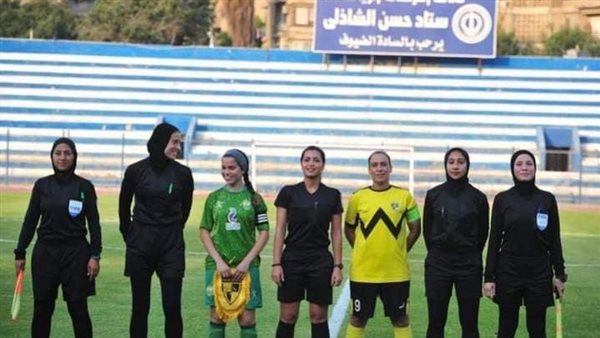 طاقم حكام نهائي كأس