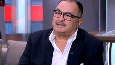 جمال العاصي يستعيد تفاصيل انتقال رضا عبد العال إلى الأهلي في التسعينات: كتاب السياسة كتبوا مقالات عنه 