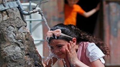 8 نصائح أساسية لحماية الأطفال من موجة الحر.. أبرزها معدات الحماية