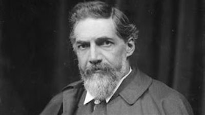 كشف عن جبانة لدفن الموتى بوضع الجنين.. من هم عالم الآثار المصرية بتري؟ 