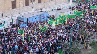 احتفالًا بالمولد النبوي.. الطرق الصوفية: انطلاق موكب كبير من مسجد صالح الجعفري للحسين اليوم