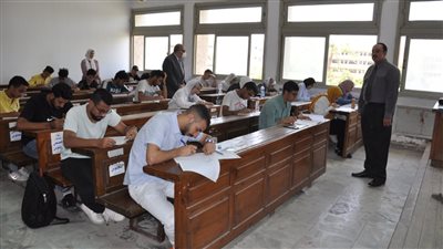 جامعة حلوان: عقد امتحانات الميدتيرم حضوريًا في مطلع رمضان مع مراعاة تطبيق الإجراءات الاحترازية