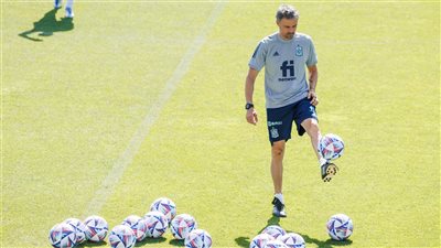 إنريكي بعد الفوز أمام التشيك: مازلنا نحتاج إلى التحسن أكثر.. وجافي مثل البركان الثائر