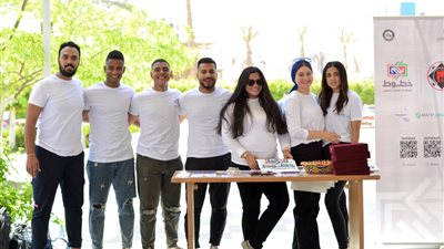 لتقليل التلوث والتكدس المروري.. طلاب الأهرام الكندية يطلقون حملة خطوط للتشجيع على ركوب المترو