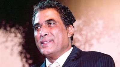 شقيقة أحمد زكي: مقتنيات الفنان ليست للبيع.. ومش عايزين ميراث