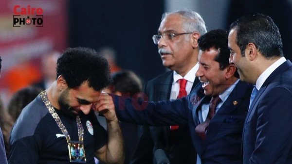 محمد صلاح مع وزير