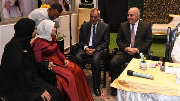 محافظ قنا وكيلا عن