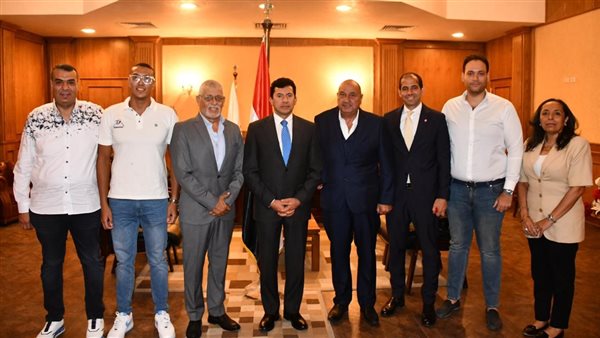  السباحين المشاركين