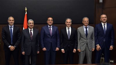 رئيس الوزراء يشهد مراسم توقيع اتفاقيتي تعاون لدعم جهود إزالة الكربون من قطاع الطاقة بمصر