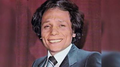 مرض ووفاة وإعلان.. شائعات تلاحق عادل إمام والزعيم يتجاهل