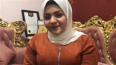 أشكر الرئيس لدعمه لذوي الهمم.. نعمة سعيد تحدت الظروف والإعاقة: حصلت على ماجستير من الجامعة الملكية البريطانية | بث مباشر 