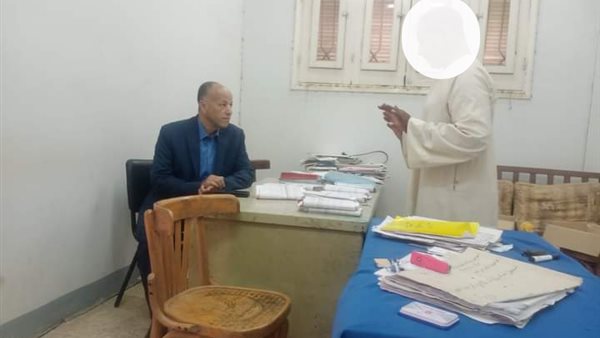 التحقيق مع مسؤول