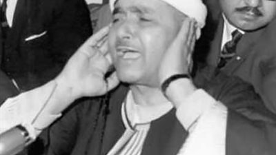 عين قارئا للقصر الملكي.. الأزهر عن ذكرى مولد مصطفى إسماعيل: صاحب الموهبة الفذة في فن تلاوة القرآن 