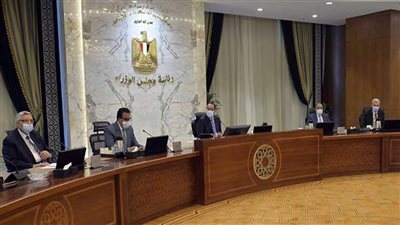 بث مباشر | تفاصيل إلغاء جميع القيود المقررة على دخول المصريين أو الأجانب إلى مصر