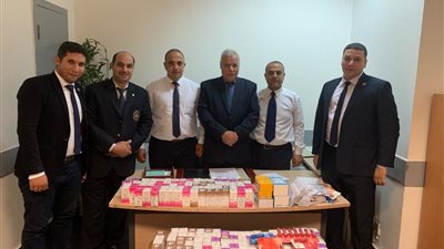 ضبط راكب بمطار القاهرة بحوزته تبغ مشبع بالمخدرات