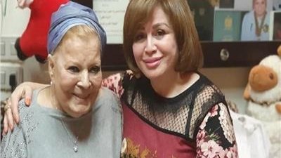 كانت أمي الثانية.. إلهام شاهين تكشف تفاصيل آخر لقاء جمعها بـ نادية لطفي قبل وفاتها | فيديو