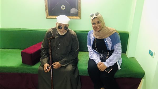 شبيه الشعراوي مع