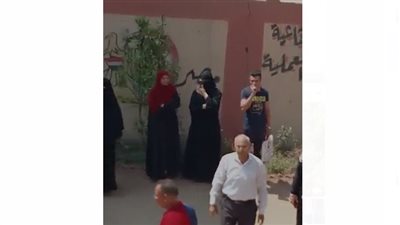 أولياء أمور مدرسة الباجور: مشاكل بين المدير والوكيل سبب رسوب جميع الطالبات.. والإدارة ترد |فيديو