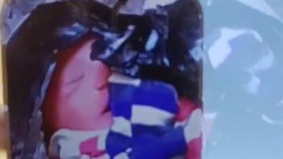 داخل كيس أسود.. العثور على رضيع بصندوق قمامة في السويس