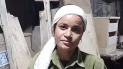 أشهر صنايعي موبيليا ببني سويف: رفضت أتجوز واشتغلت من 20 سنة عشان أساعد أبويا وأمي | بث مباشر