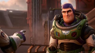 تفاصيل منع عرض فيلم Lightyear بمصر والسعودية بسبب ترويجه للمثلية | فيديوجراف