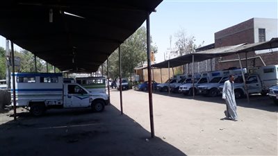 إدارة مواقف أسوان: الأمور تسير بشكل طبيعي.. ولا يوجد عجزًا أو تجمعات للسائقين 