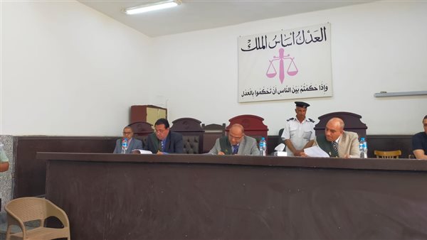 جانب من المحاكمة