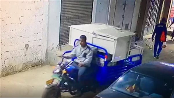 أحد المتهمين بسرقة