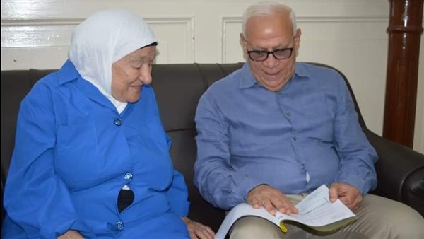 محافظ بورسعيد خلال