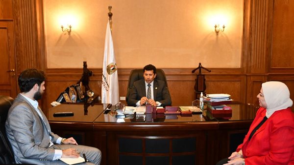 طارق الإبياري مع