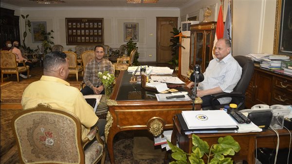 محافظ أسيوط 