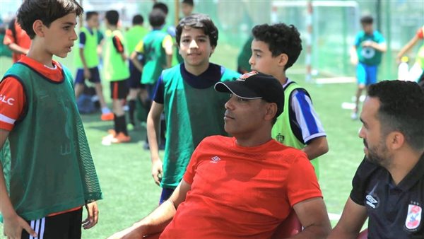 خالد بيبو مع الطفل