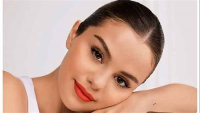 سيلينا جوميز تخطف الأنظار في عرض افتتاح مسلسل Only Murders in the Building