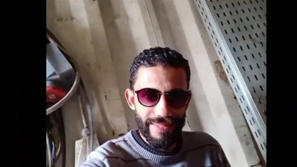 الشاب المتوفي