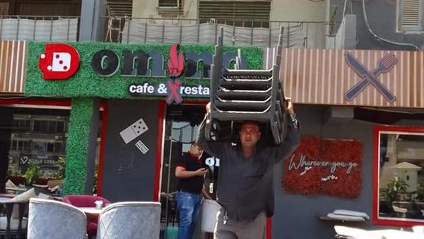 غلق وتشميع المقاهي