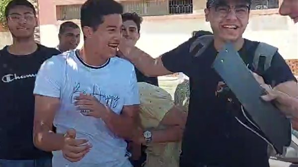 طلاب الثانوية العامة