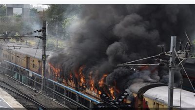 الهند تلغي نحو 500 رحلة قطار مع اندلاع احتجاجات على التجنيد