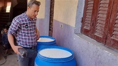 ضبط 9 براميل لبن فرز غير صالحة للاستهلاك الآدمي ببني سويف 