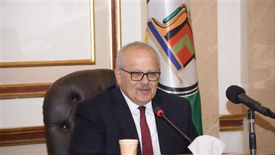 الخشت: انتظام امتحانات 35 ألف طالب بالدراسات العليا بكليات الجامعة دون مشاكل