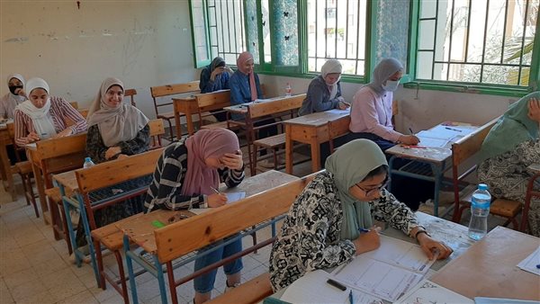 طلاب الثانوية العامة