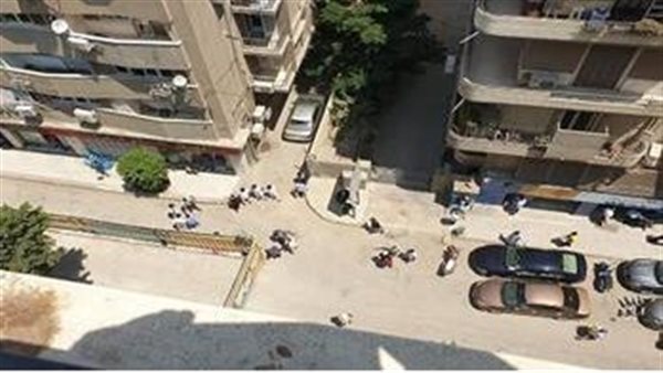 سيدة تقفز من الطابق