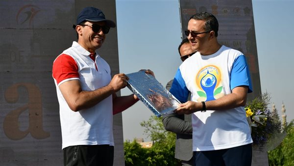 وزير الرياضة يشارك