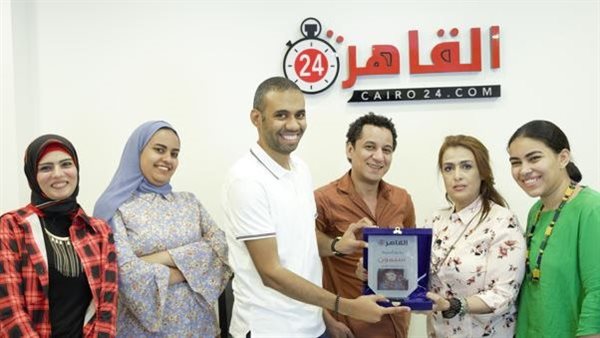 سيمون في ضيافة القاهرة